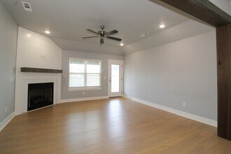 427 Wagon Wheel Ave in Fayetteville, AR - Building Photo - Building Photo