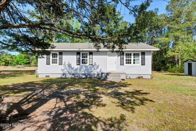201 Shaw Hwy in Rocky Point, NC - Building Photo - Building Photo