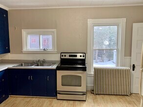 16 West St in Waterville, ME - Building Photo - Building Photo