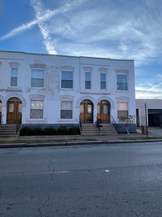 property at 8 N Boyle Ave