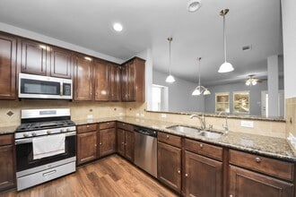 6306 Bain Dr in Missouri City, TX - Building Photo - Building Photo