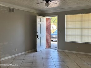 7430 Jade Dr N in Jacksonville, FL - Building Photo - Building Photo