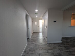 3334 Fair Oaks Dr in Santa Maria, CA - Building Photo - Building Photo