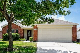 2208 Sumac Dr in Forney, TX - Building Photo