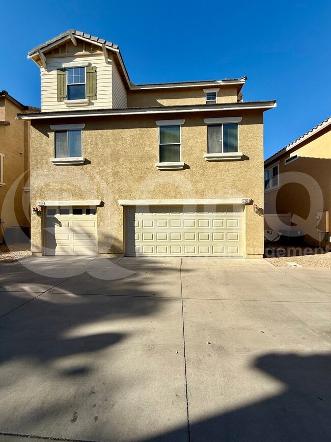 760 N Laguna Dr in Gilbert, AZ - Building Photo - Building Photo
