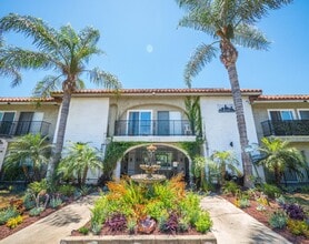 14220 Burbank Blvd in Sherman Oaks, CA - Building Photo - Building Photo
