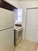 1255 SW 6th St in Miami, FL - Building Photo