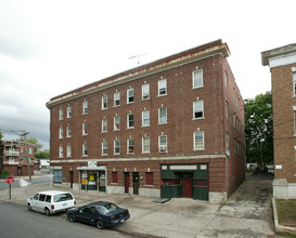 38-44 Rockwell Ave in New Britain, CT - Building Photo - Building Photo