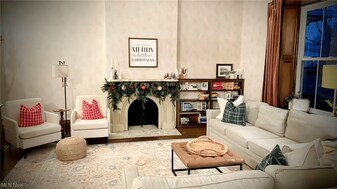 501 5th St, Unit 501 in Marietta, OH - Building Photo