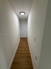 1123 N 17th Ct in Hollywood, FL - Building Photo - Building Photo