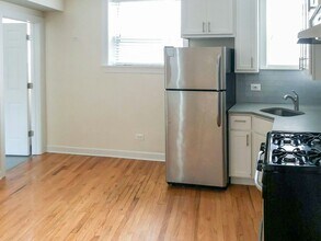 630 W Roscoe St in Chicago, IL - Building Photo - Building Photo