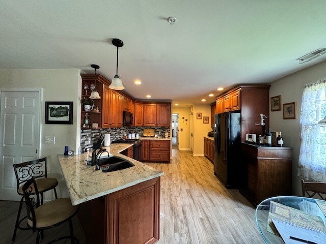 266 Hulmeville Rd, Unit Apt E in Langhorne, PA - Foto de edificio - Building Photo