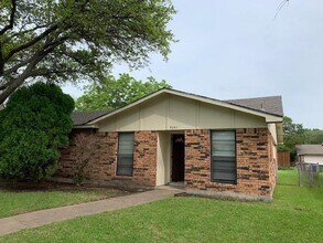 5041 Amhurst Ln in The Colony, TX - Building Photo - Building Photo