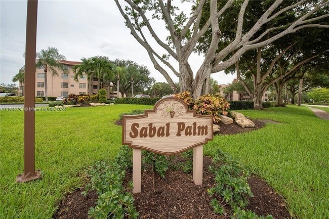 1911 Sabal Palm Dr, Unit 304 in Davie, FL - Building Photo - Building Photo