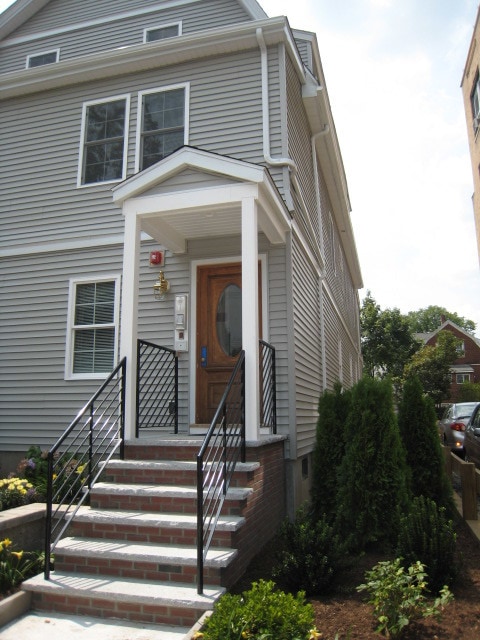 220 Massachusetts Ave, Unit 3