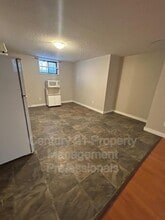 11318-11105 105 St NW in Edmonton, AB - Building Photo - Building Photo