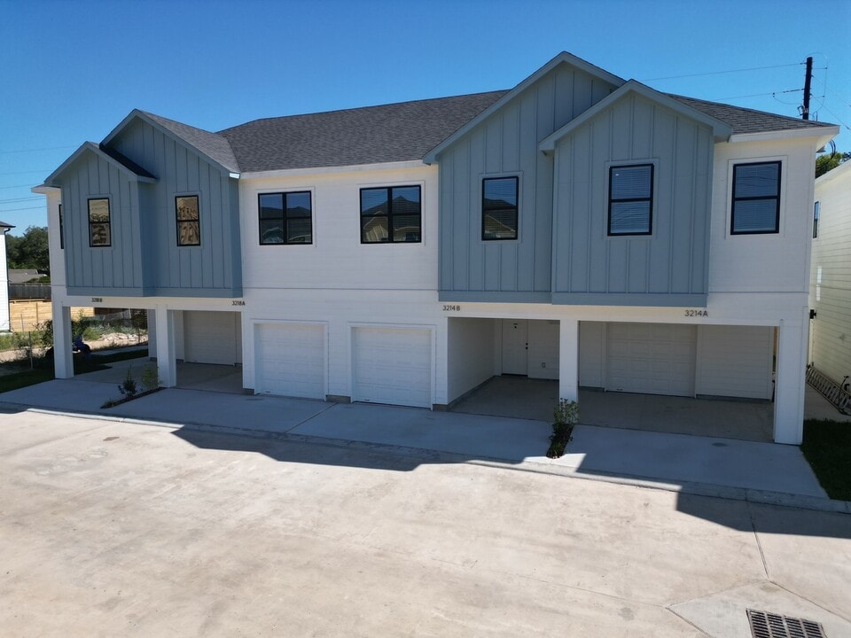 3218 Frying Pan Pl in Park Row, TX - Building Photo