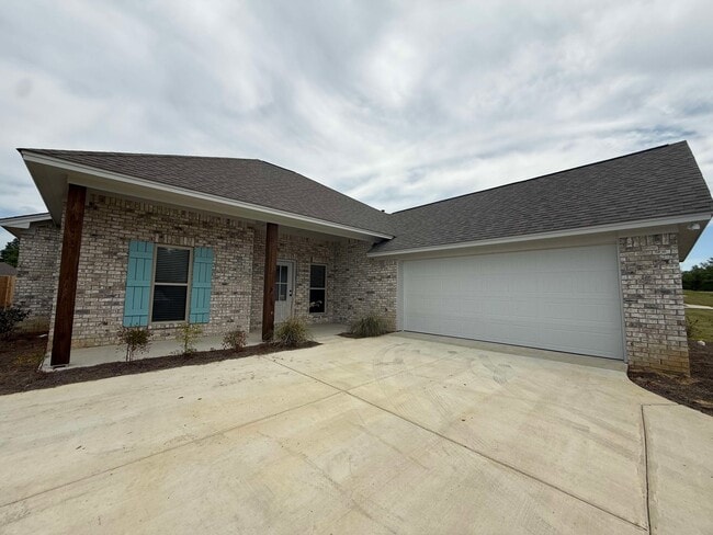 110 Madisonville Dr in Canton, MS - Building Photo - Building Photo