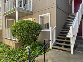 1564 Sunnyvale Ave in Walnut Creek, CA - Building Photo