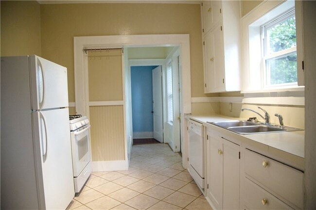 601 Forest Ave in Fayetteville, AR - Building Photo - Building Photo