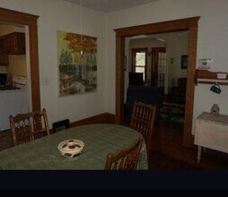 412 W Vine St in Kalamazoo, MI - Building Photo - Building Photo