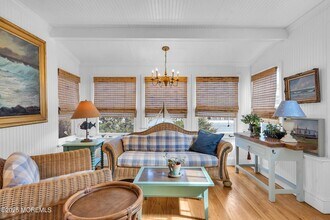 149 NJ-35 in Mantoloking, NJ - Foto de edificio - Building Photo