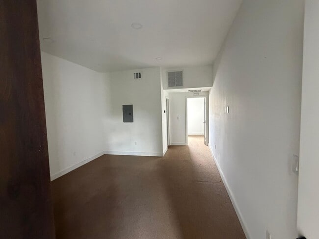 2994 NW 54th St in Miami, FL - Building Photo - Building Photo