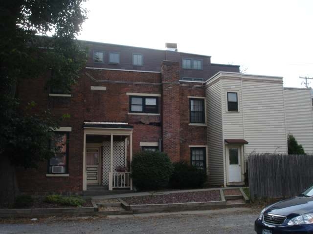 51 Church St in Saratoga Springs, NY - Foto de edificio - Building Photo