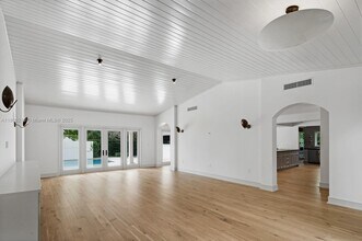 610 Reinante Ave in Coral Gables, FL - Building Photo - Building Photo