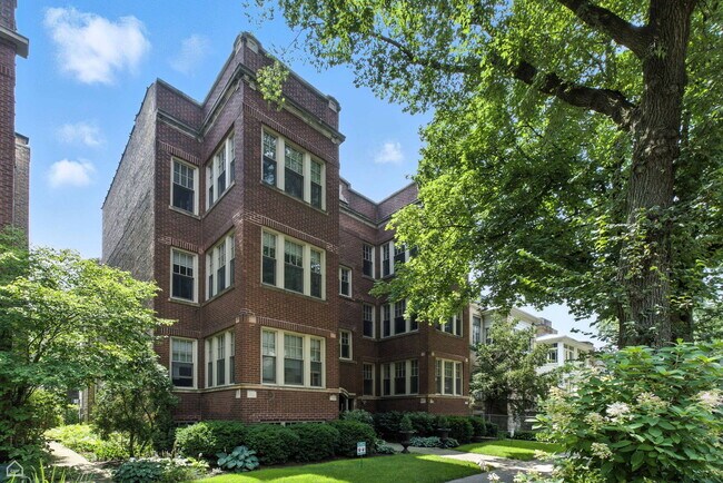 1233 W Winnemac Ave in Chicago, IL - Building Photo - Building Photo