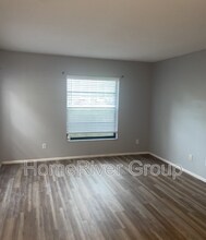 2597 Countryside Blvd in Clearwater, FL - Building Photo - Building Photo