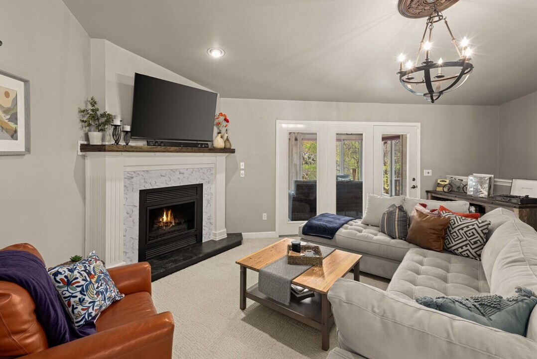 5 Singleton Cir in Bella Vista, AR - Building Photo