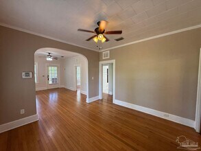 1721 N 16th Ave in Pensacola, FL - Building Photo - Building Photo