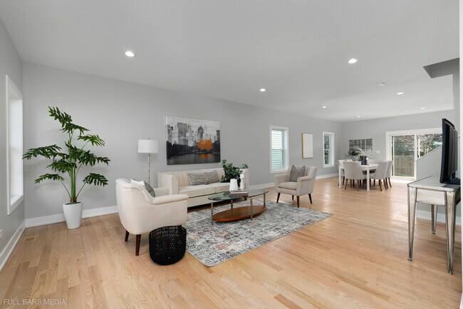 4019 Faith Ln in St. Charles, IL - Building Photo - Building Photo