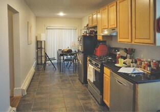 2 Greenwood Terrace in Somerville, MA - Building Photo - Building Photo