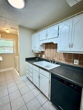 2109 Epworth Dr NE in Huntsville, AL - Building Photo - Building Photo