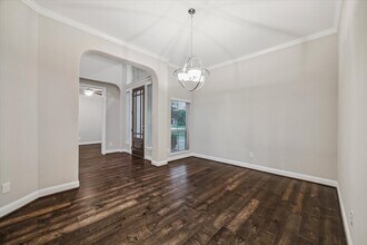 17322 Legend Creek Ct in Tomball, TX - Foto de edificio - Building Photo