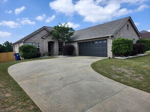 2018 Chancellor Ridge Rd in Prattville, AL - Building Photo - Building Photo