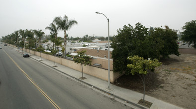 1782 Nisson Rd in Tustin, CA - Building Photo - Building Photo