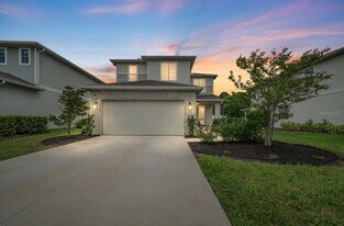 3916 Southern Vis Lp in St. Cloud, FL - Building Photo