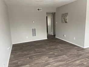 Eagle Trace Apartments in Greenville, SC - Foto de edificio - Building Photo