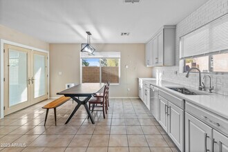 18611 North 22nd St in Phoenix, AZ - Building Photo - Building Photo