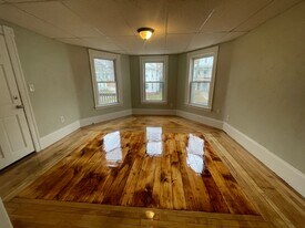 83 Coombs St in Southbridge, MA - Building Photo