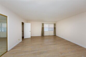 1125 16th St in Santa Monica, CA - Building Photo - Building Photo