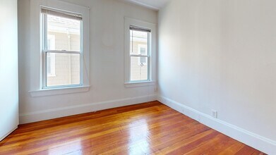 10 Cherokee St in Boston, MA - Building Photo - Building Photo