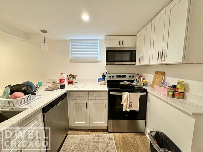 5800 N Richmond St, Unit 5805-G Garden 2 Bed