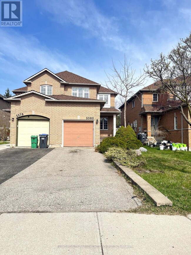 5580 Creditrise Pl in Mississauga, ON - Building Photo - Building Photo
