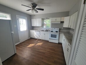 1849 Dunkirk Dr in Lexington, KY - Building Photo - Building Photo