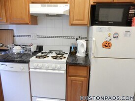 115 St Stephen St, Unit 22 in Boston, MA - Building Photo