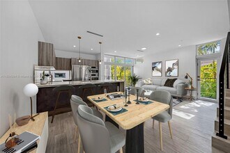 2926 Bird Ave in Miami, FL - Building Photo - Building Photo